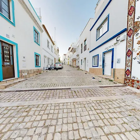 Moradia T1 Xixa Baixa De *